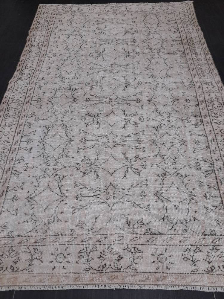 Turkish Oushak Rug 6' x 9' 7" Hand-Knotted reverse