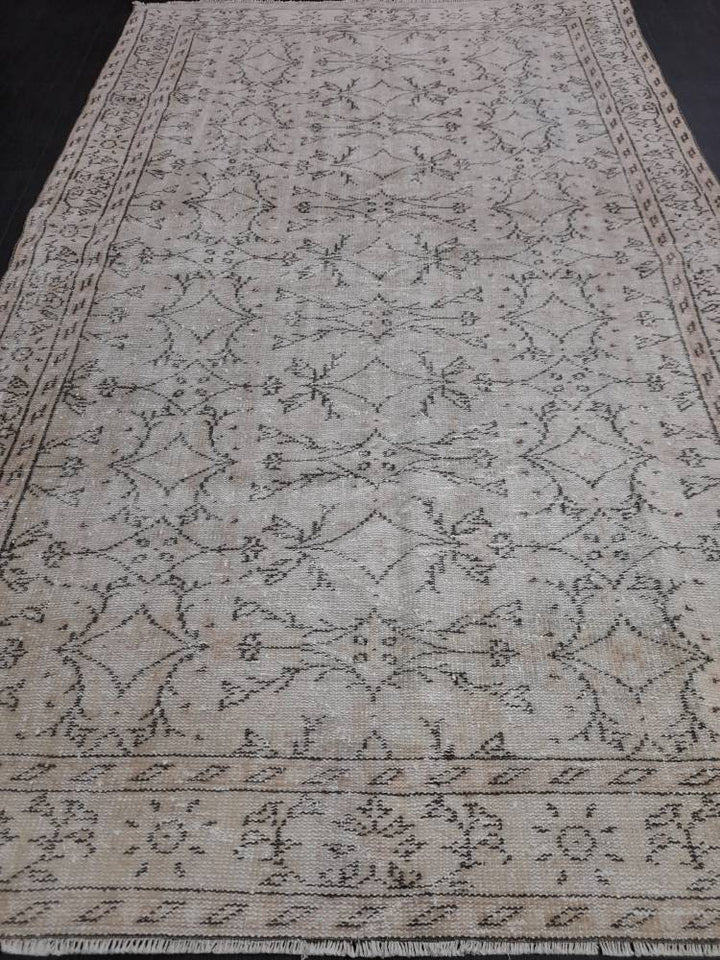 Turkish Oushak Rug 6' x 9' 7" Hand-Knotted view