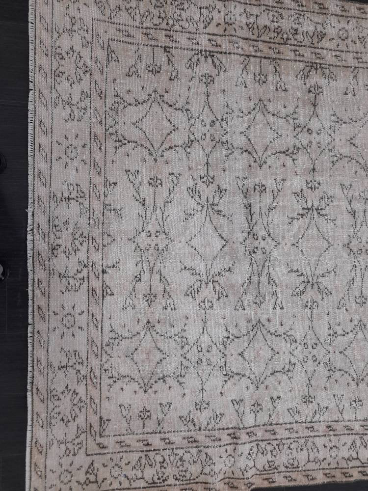 Turkish Oushak Rug 6' x 9' 7" Hand-Knotted field