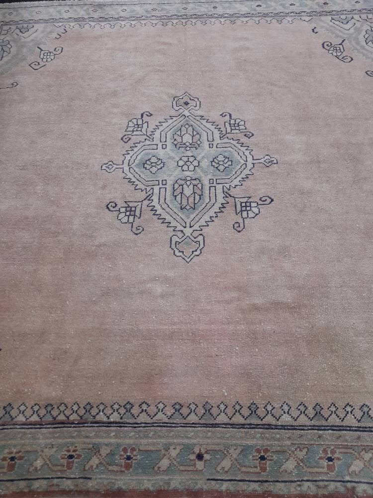 Turkish Oushak Rug 9' 5" x 9' 5" Hand-Knotted texture