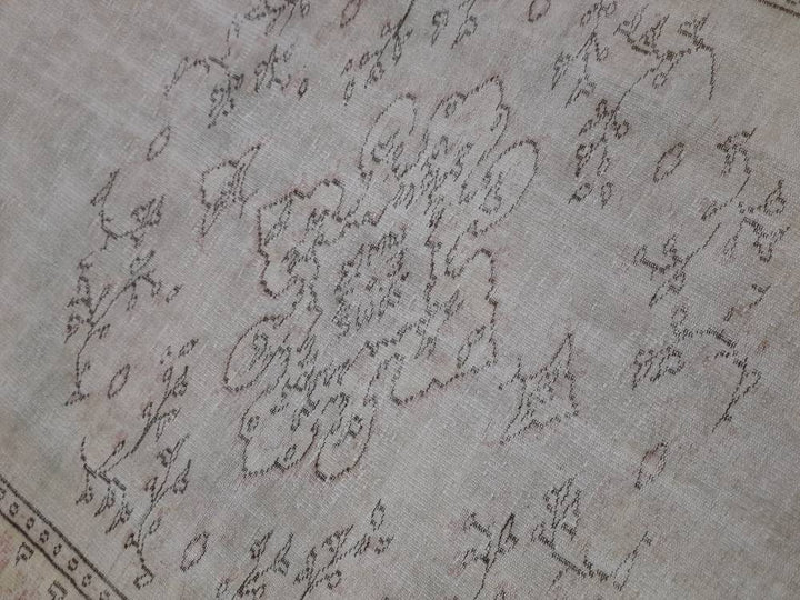 Rust Turkish Oushak Rug 6' 2" x 9' 3" Hand-Knotted close-up