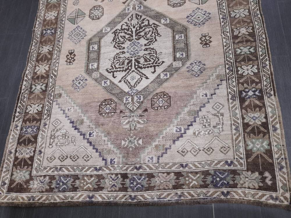 Turkish Vintage Rug 5' x 13' 4" Hand-Knotted close-up
