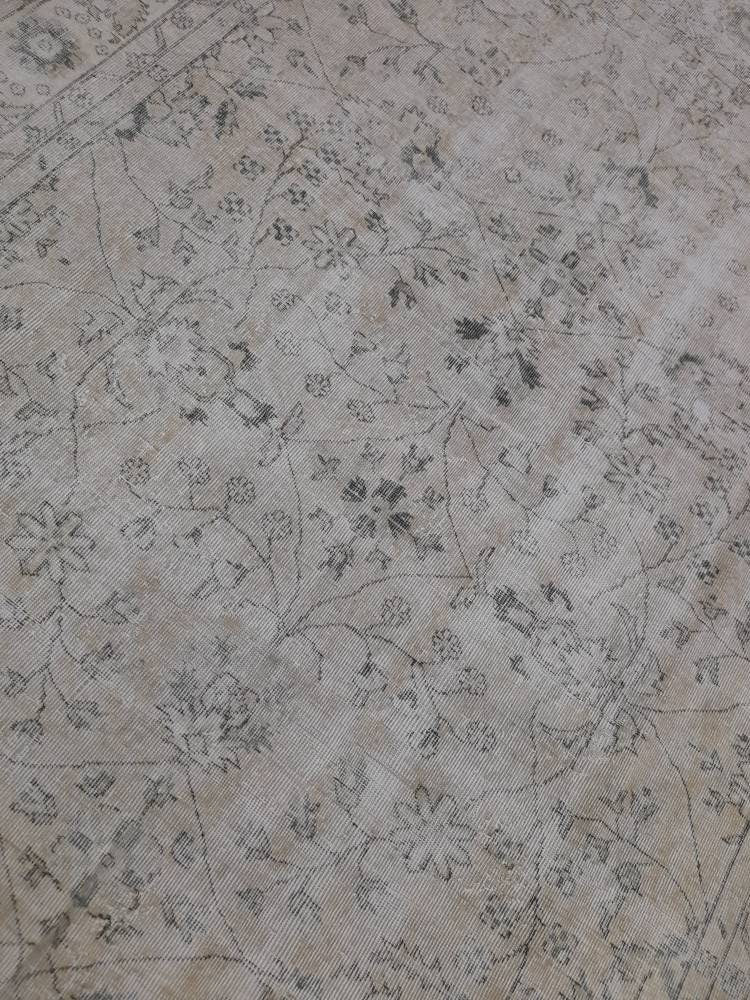 Beige Turkish Runner Rug 6' 5" x 9' 5" Hand-Knotted view 9