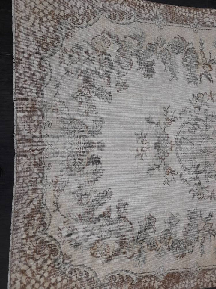 Tan Turkish Oushak Rug 6' 4" x 10' 3" Hand-Knotted view 9