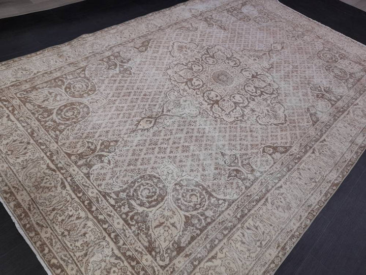 Tan Turkish Oushak Rug 6'8" x 10'2" Hand-Knotted view
