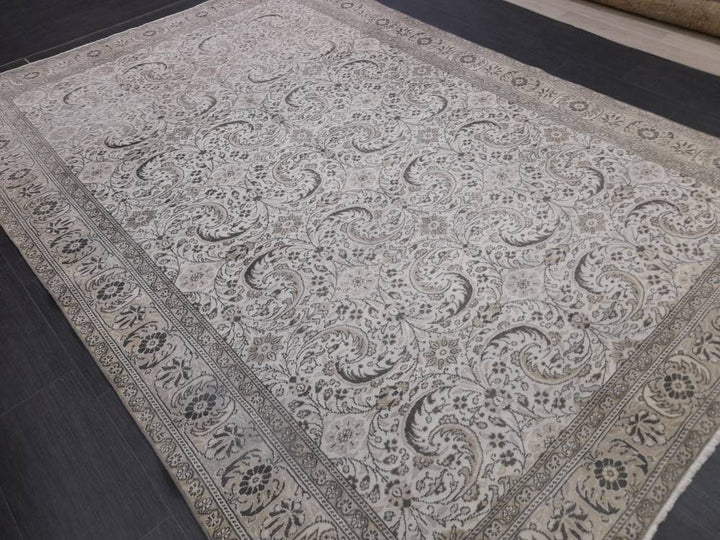 Tan Turkish Oushak Rug 6' 6" x 9' 5" Hand-Knotted
