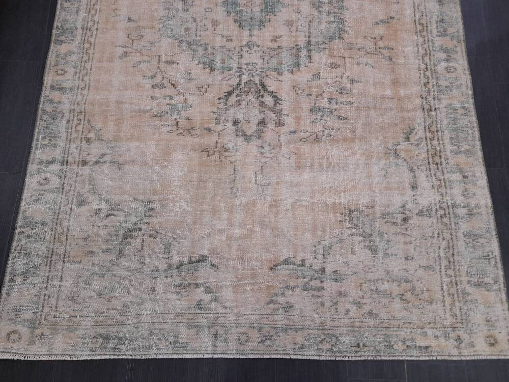 Navy Runner Rug 5' 11" x 9' 5" - No. WR94340