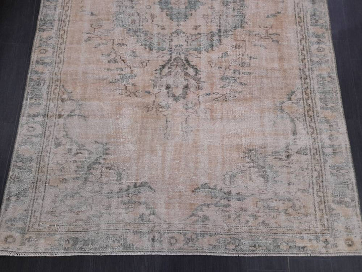 Navy Runner Rug 5' 11" x 9' 5" - No. WR94340