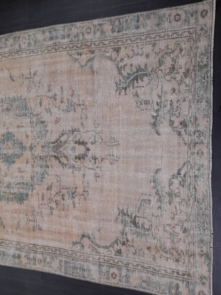 Navy Runner Rug 5' 11" x 9' 5" - No. WR94340