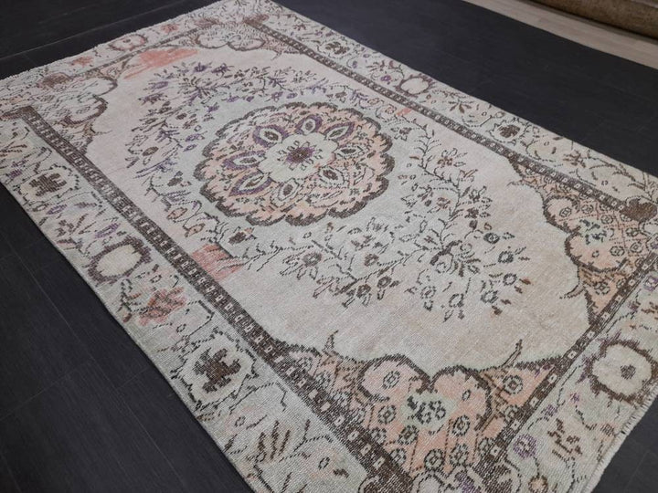 Green Turkish Runner Rug 5' 2" x 8' 4" Hand-Knotted | No. WR21115