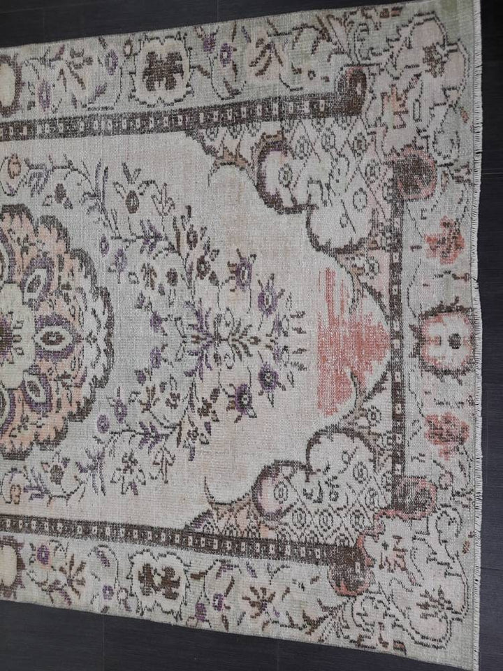 Green Turkish Runner Rug 5' 2" x 8' 4" Hand-Knotted | No. WR21115