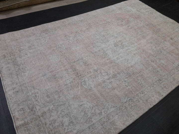 Pink Turkish Oushak Rug 6' 6" x 10' Hand-Knotted close-up