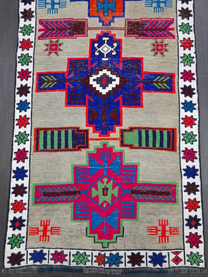 Muted Runner Rug 2' 9" x 10' 11" - No. WR25494
