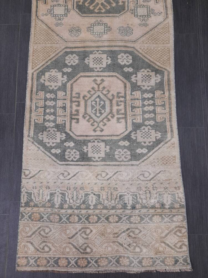 Beige Turkish Runner Rug 2' 6" x 9' 6" Hand-Knotted field