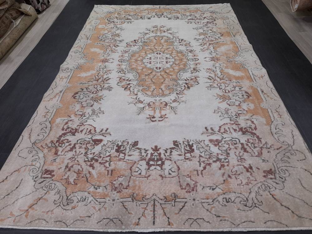 Rust Turkish Runner Rug 6' 5" x 10' 1" Hand-Knotted detail
