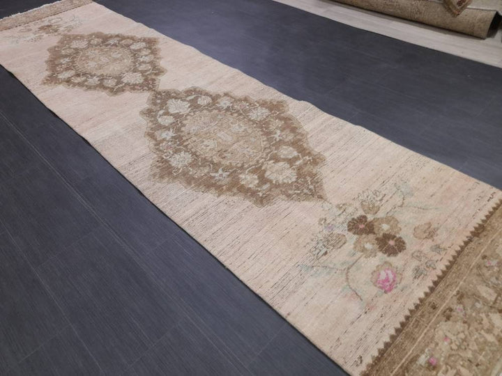 Beige Turkish Runner Rug 2' 10" x 11' 5" Hand-Knotted detail