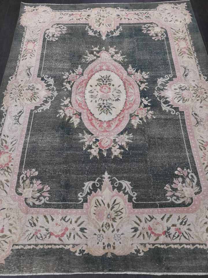 Green Turkish Vintage Rug 7' 3" x 10' Hand-Knotted | No. WR51278