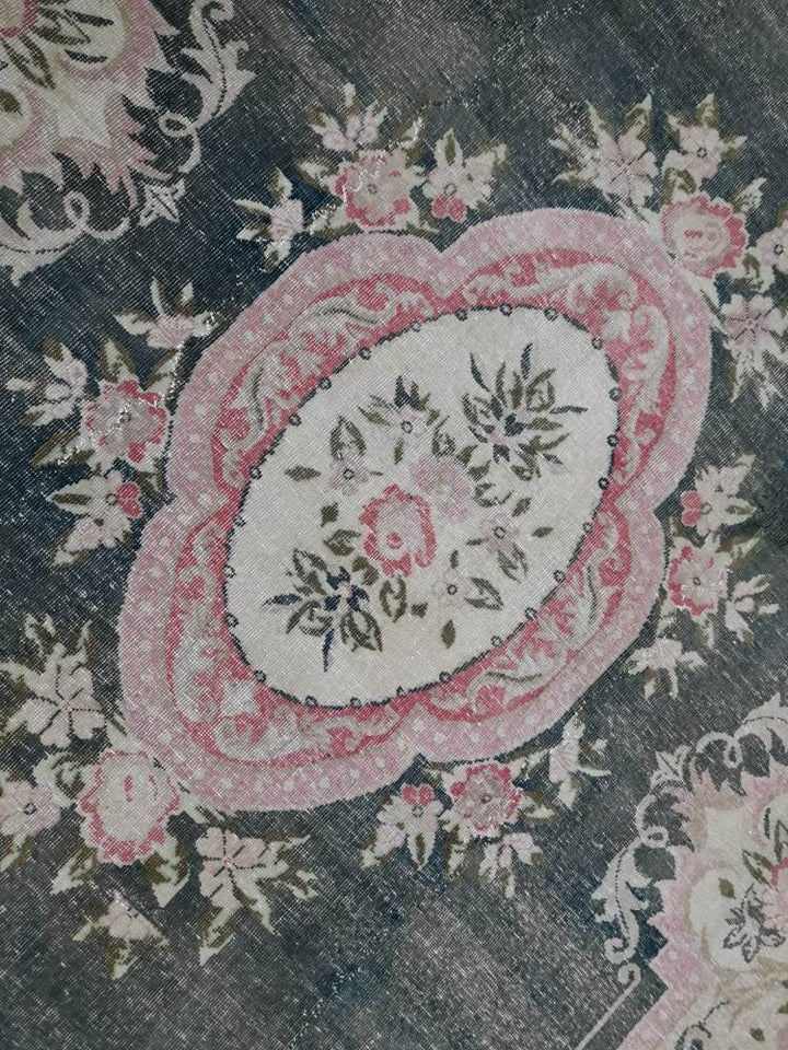 Green Turkish Vintage Rug 7' 3" x 10' Hand-Knotted | No. WR51278