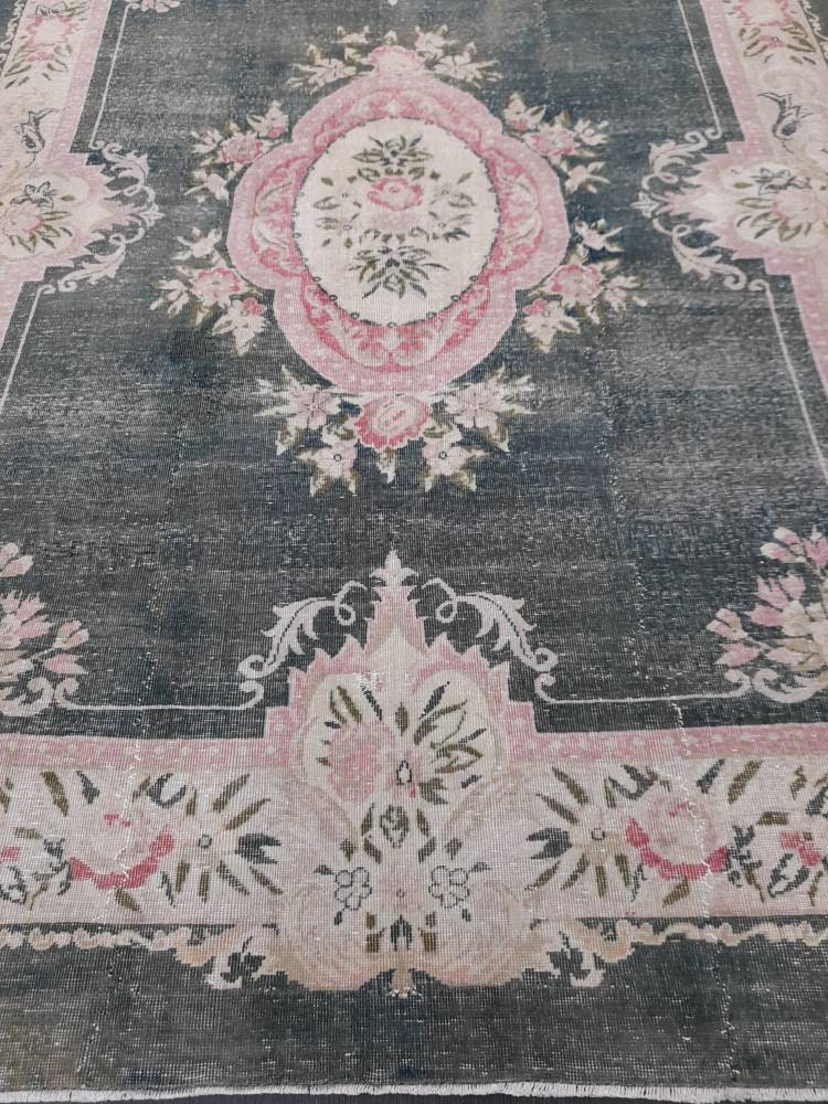 Green Turkish Vintage Rug 7' 3" x 10' Hand-Knotted | No. WR51278