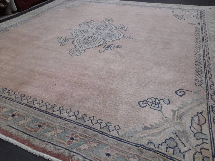 Turkish Oushak Rug 9' 5" x 9' 5" Hand-Knotted detail