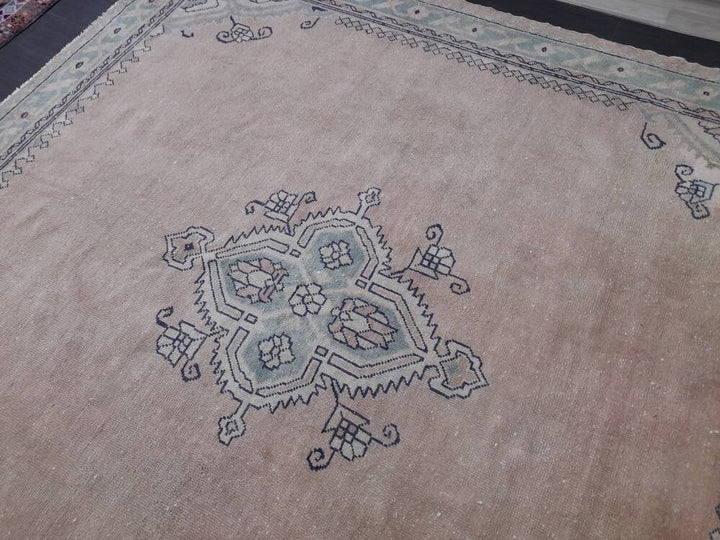 Turkish Oushak Rug 9' 5" x 9' 5" Hand-Knotted close-up