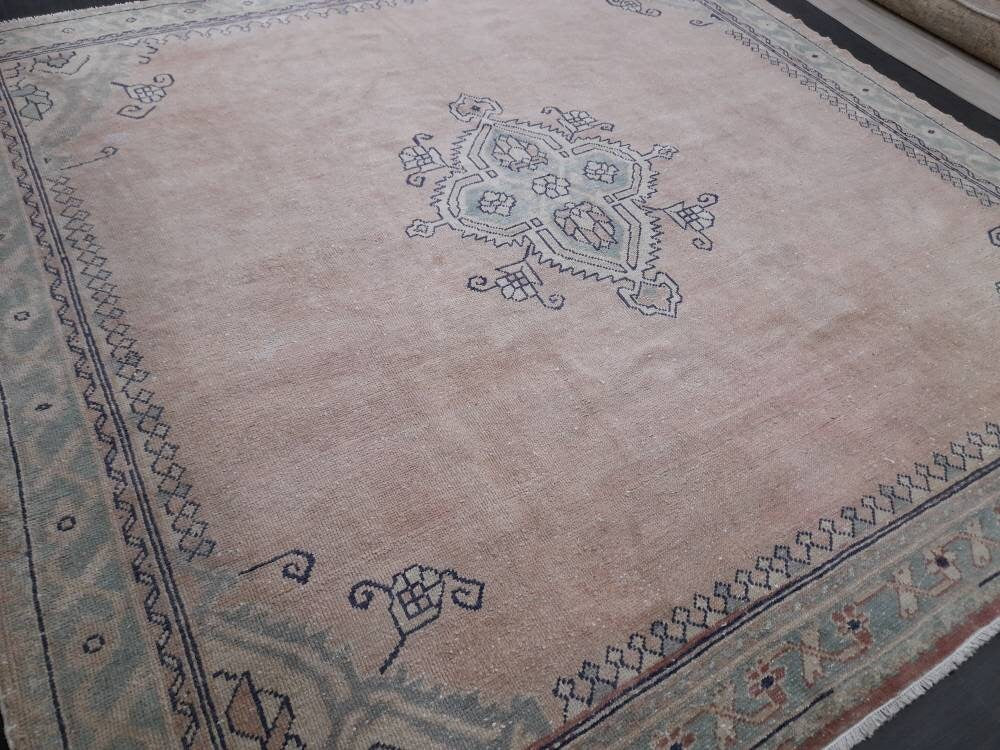 Turkish Oushak Rug 9' 5" x 9' 5" Hand-Knotted view