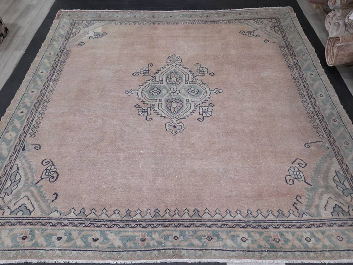 Turkish Oushak Rug 9' 5" x 9' 5" Hand-Knotted view 9