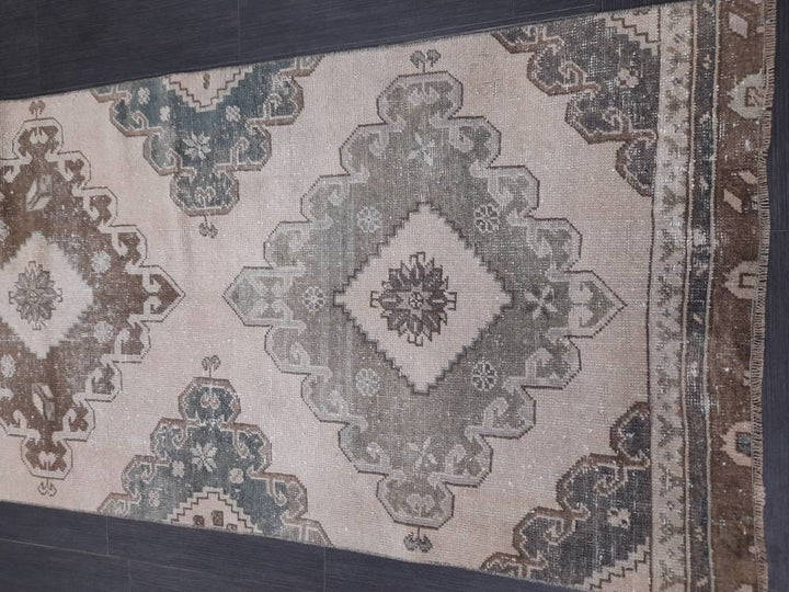 Beige Turkish Runner Rug 2' 10" x 12' 3" Hand-Knotted | No. WR19337