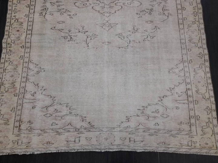 Rust Turkish Oushak Rug 6' 2" x 9' 3" Hand-Knotted border