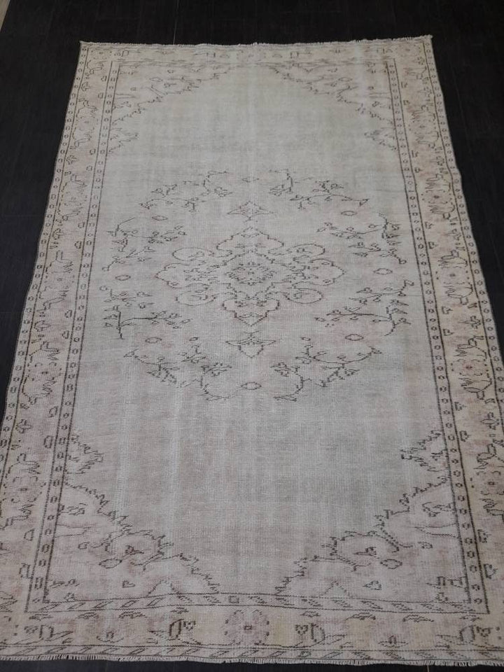 Rust Turkish Oushak Rug 6' 2" x 9' 3" Hand-Knotted field