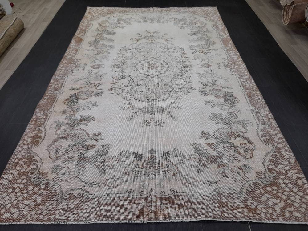 Tan Turkish Oushak Rug 6' 4" x 10' 3" Hand-Knotted field