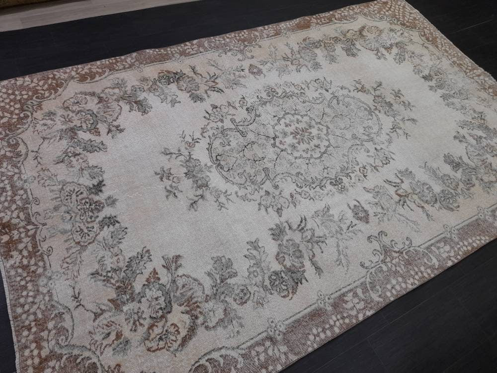 Tan Turkish Oushak Rug 6' 4" x 10' 3" Hand-Knotted view