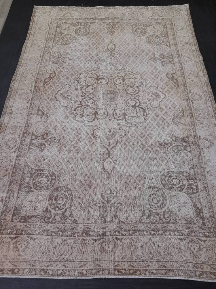 Tan Turkish Oushak Rug 6'8" x 10'2" Hand-Knotted view 9