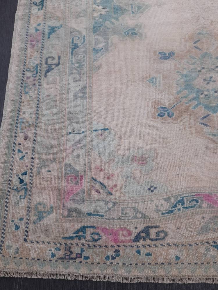 Beige Turkish Runner Rug 4' 8" x 8' 10" Hand-Knotted view 9