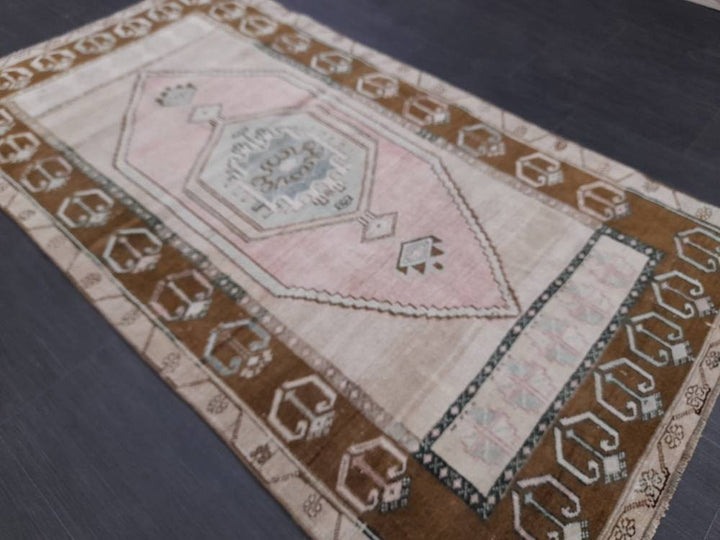 Brown Runner Rug 3' 6" x 6' 3" - No. WR38663