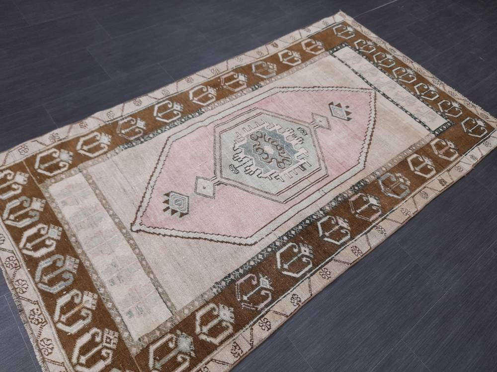 Brown Runner Rug 3' 6" x 6' 3" - No. WR38663