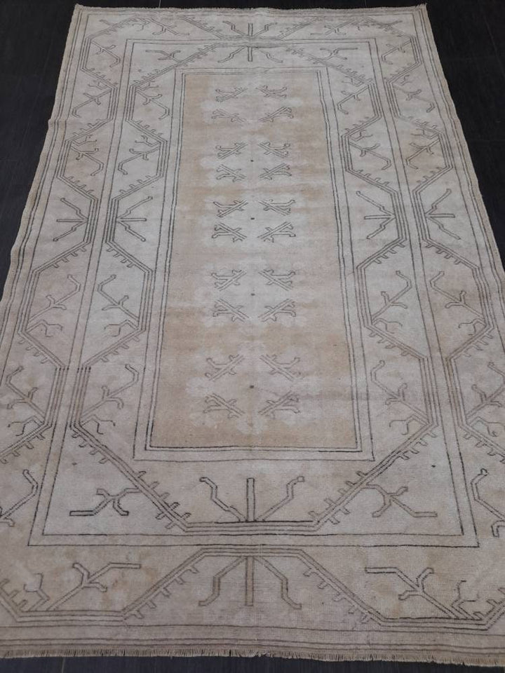 Beige Turkish Vintage Rug 5' 3" x 8' 4" Hand-Knotted close-up