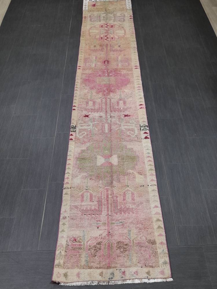 Beige Turkish Runner Rug 2' 5" x 12' 5" Hand-Knotted texture