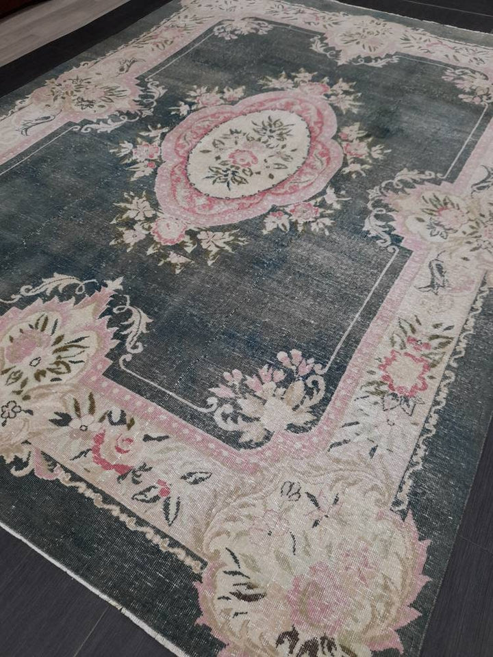 Green Turkish Vintage Rug 7' 3" x 10' Hand-Knotted | No. WR51278