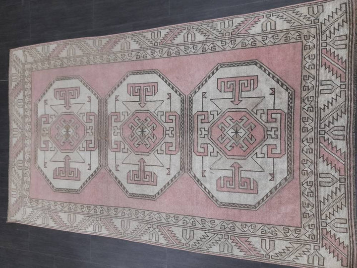 Pink Turkish Oushak Rug 3' 11" x 6' 9" Hand-Knotted pattern