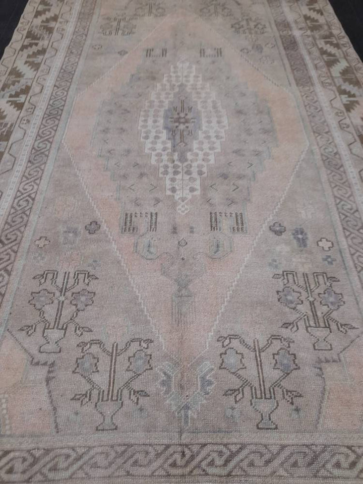Beige Turkish Runner Rug 5' 8" x 11' 4" Hand-Knotted field