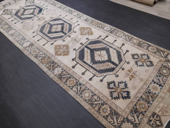 Beige Turkish Runner Rug 4' 7" x 13' 1" Hand-Knotted detail