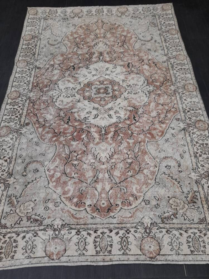 Beige Turkish Oushak Rug 6' 2" x 9' 6" Hand-Knotted | No. WR49579