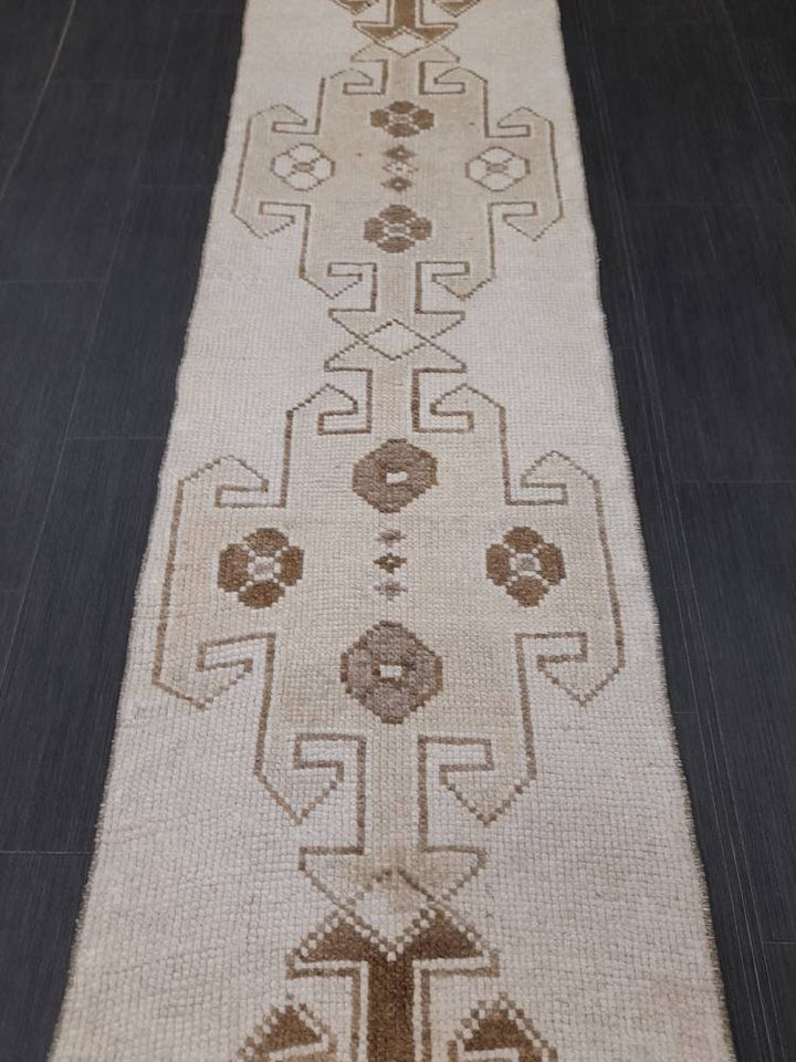 Turkish Runner Rug 1' 10" x 10' 6" Hand-Knotted close-up