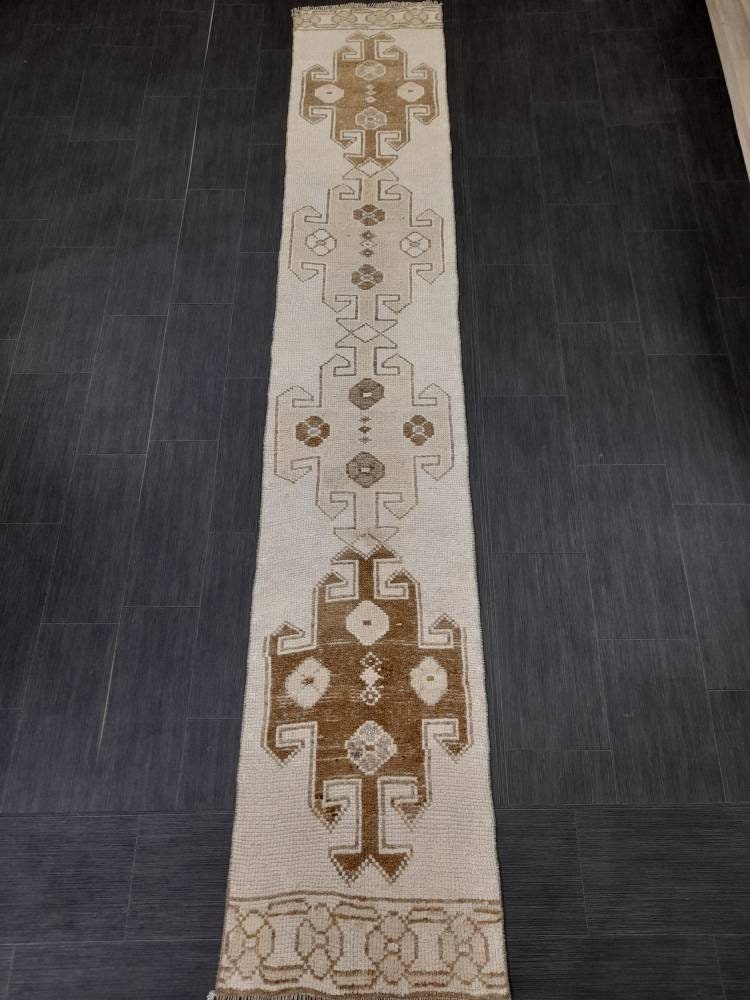 Turkish Runner Rug 1' 10" x 10' 6" Hand-Knotted pattern