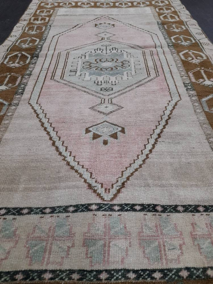 Brown Runner Rug 3' 6" x 6' 3" - No. WR38663