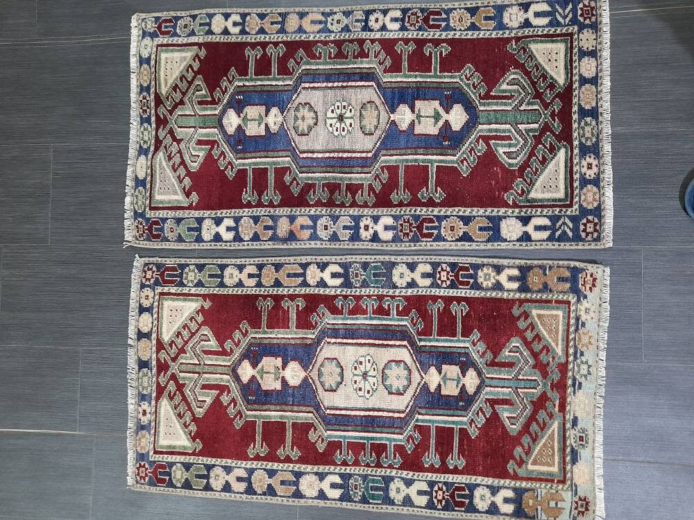 Beige Turkish Runner Rug 1' 10" x 3' 7" Hand-Knotted detail