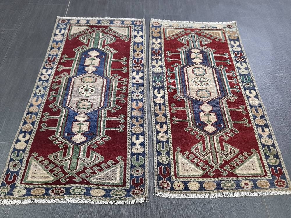 Beige Turkish Runner Rug 1' 10" x 3' 7" Hand-Knotted border