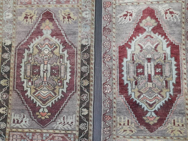 Beige Turkish Runner Rug 1'8" x 3'2" Hand-Knotted border