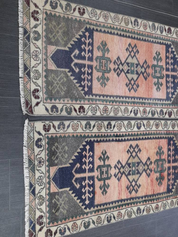 Beige Turkish Runner Rug 1' 8" x 3' 6" Hand-Knotted texture